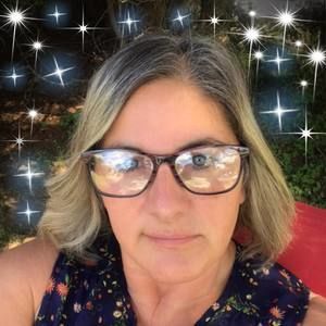 Meet your Posher, Monique